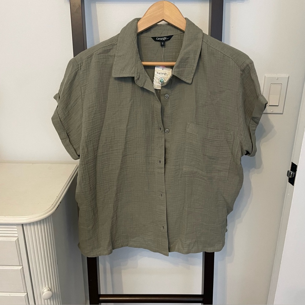 Sage Green Cuffed Sleeve Button Down Shirt BNWT size XL 100% cotton!